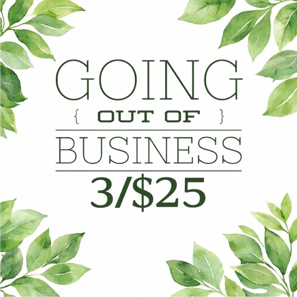 🚨 Closet Closing 2/28 🚨 - Picture 2 of 2